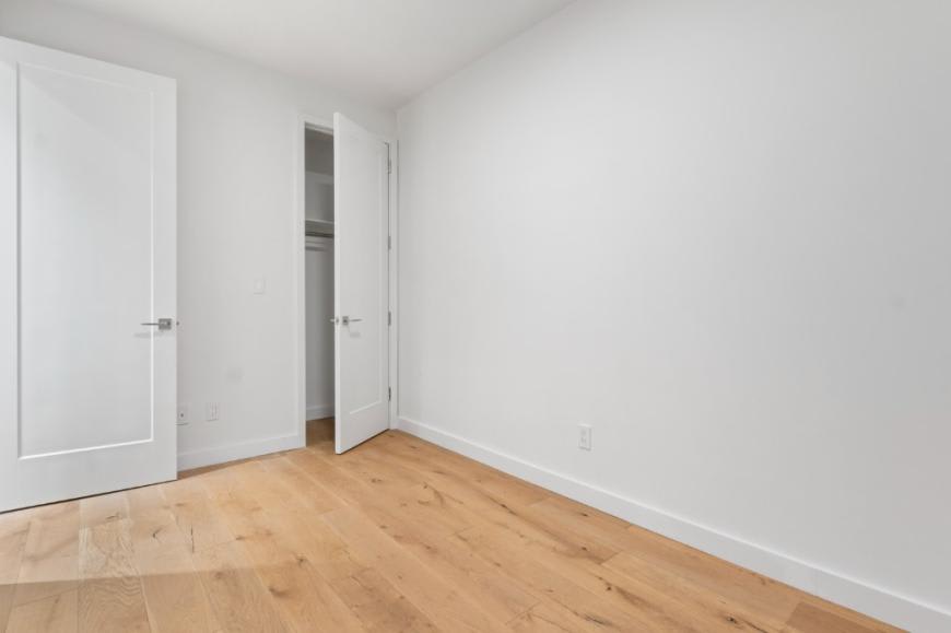 503 West 22nd Street – photo 4