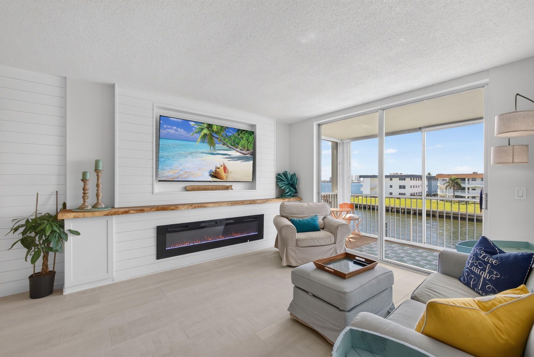 100 Paradise Harbour Boulevard – photo 1