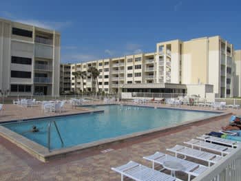 4175 S Atlantic Ave Apt 316 – photo 1