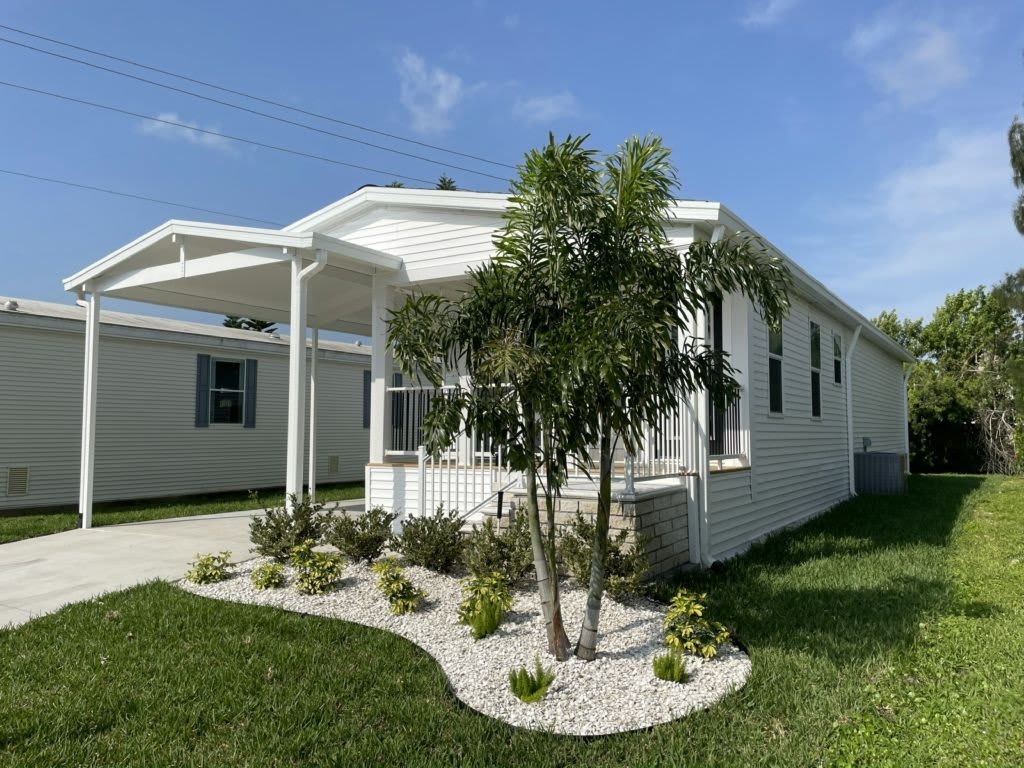 5558 Whistling Tree Lane – photo 3