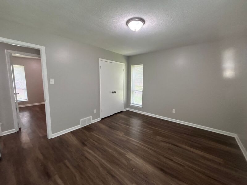 5095 Corkwood Dr – photo 3