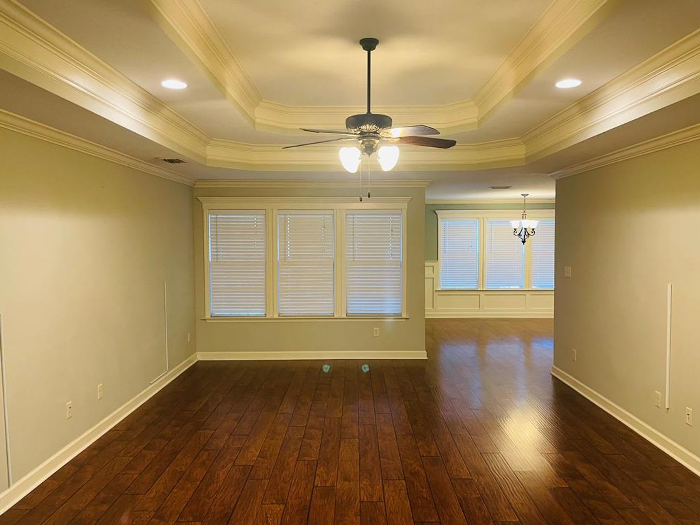 Beautiful 3 Bedroom Home with Screened Porch, Fenced Backyard & Open Floor Plan in Hahira – photo 2