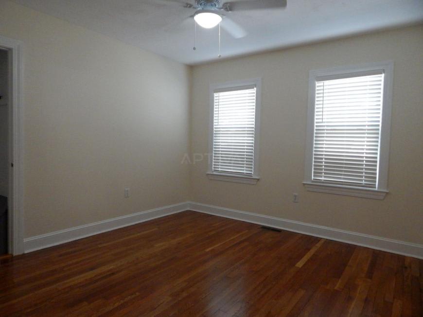 31 Sunset Ave. – photo 4