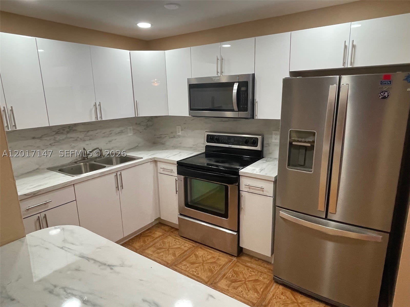 5960 NW 20th St – photo 3