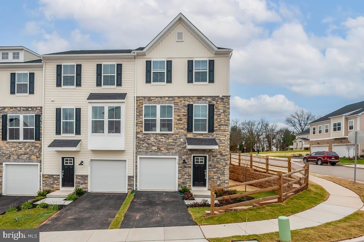 923 Magnolia Lane – photo 2