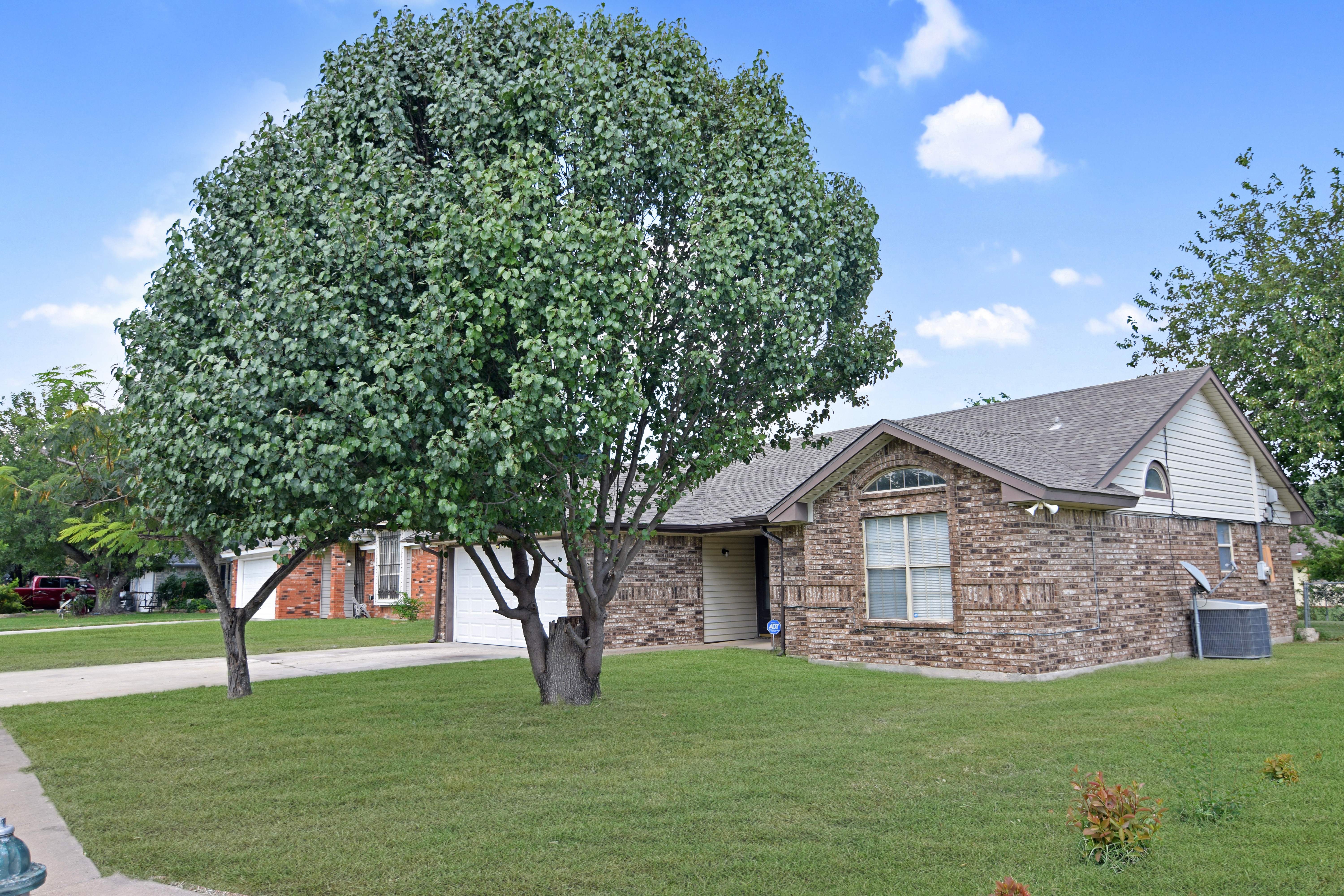 2502 Savage Dr – photo 3