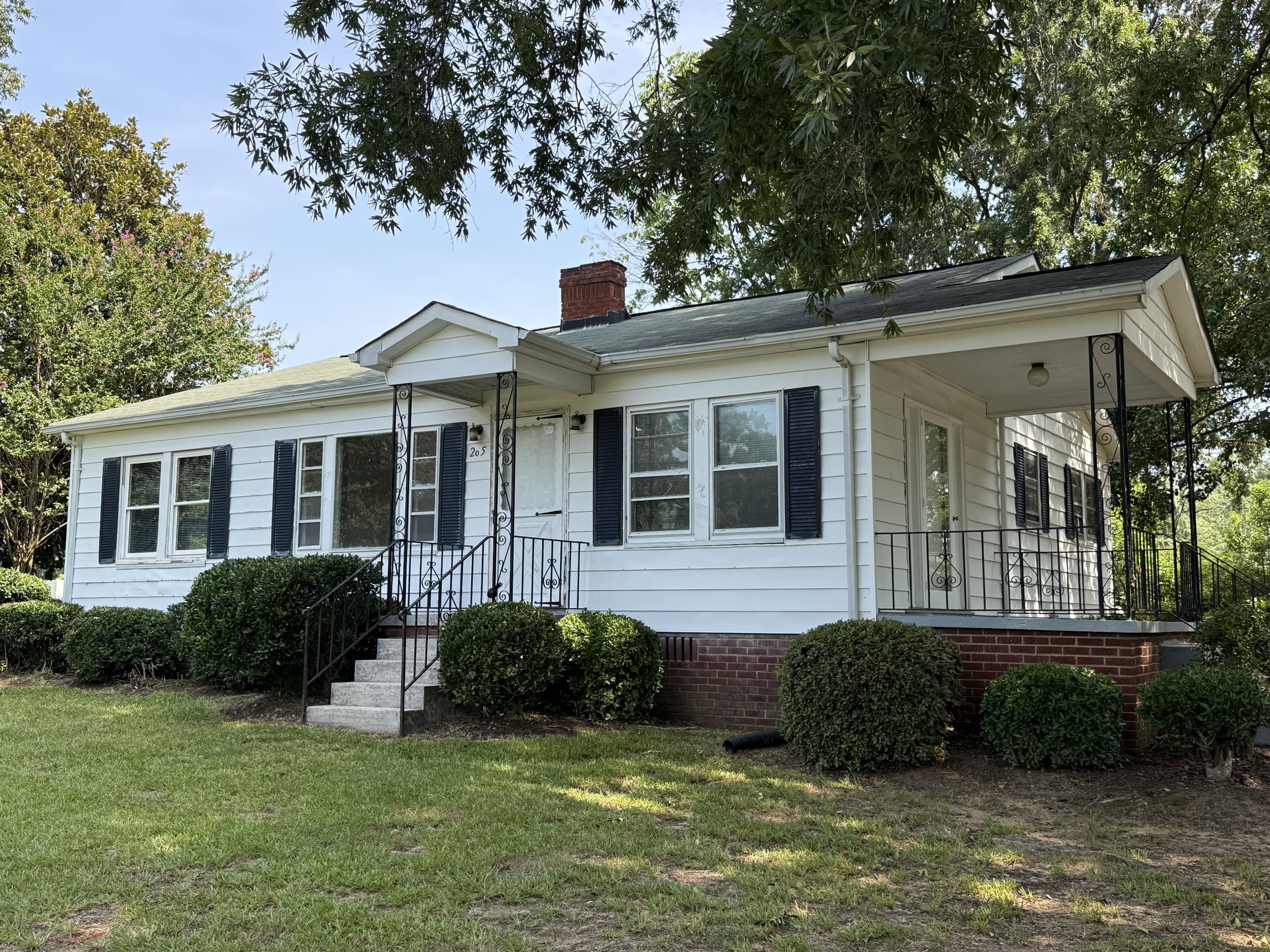 205 Highland Avenue Southwest – photo 3