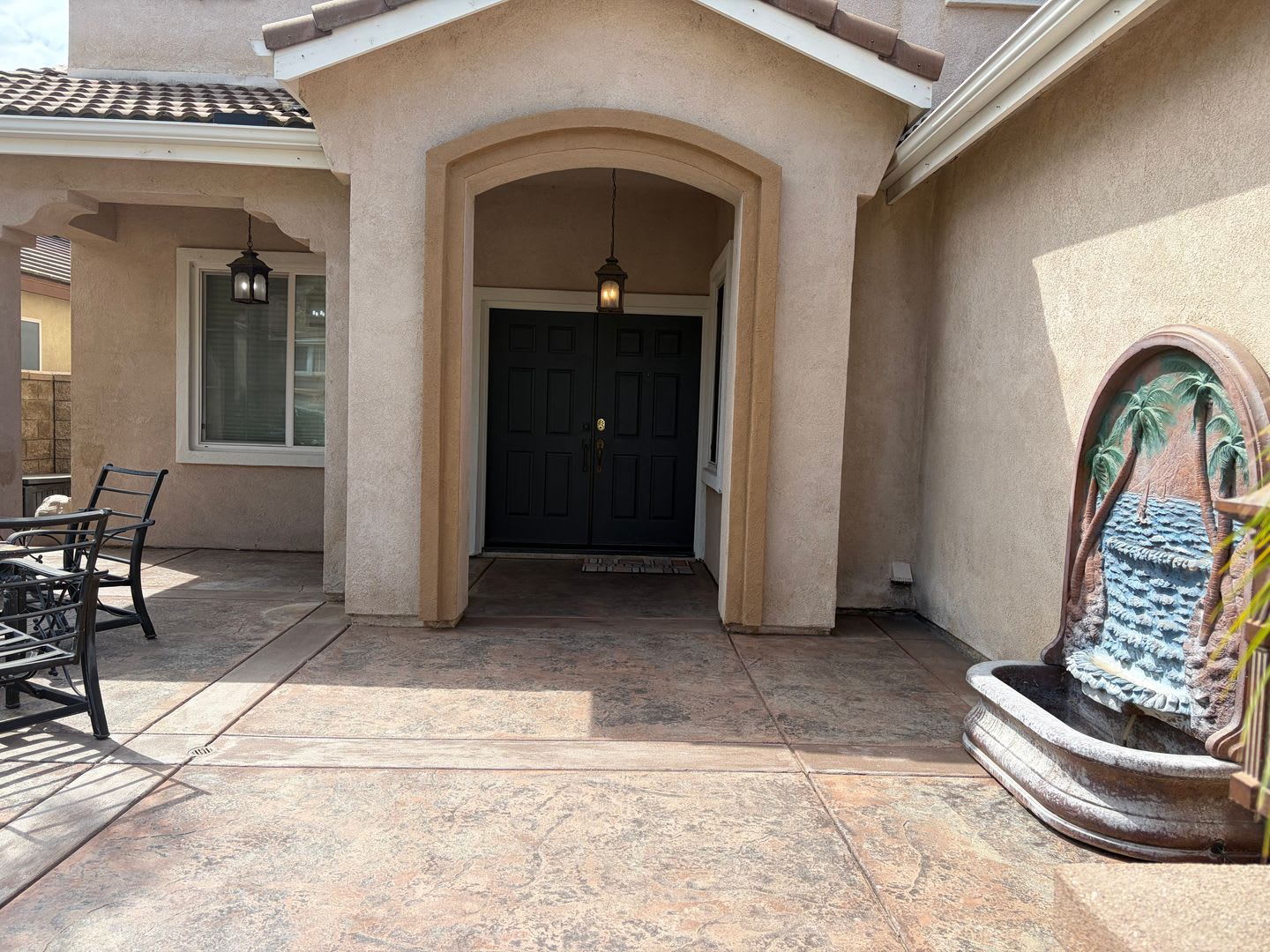 LARGE BEAUTIFUL HOME WITH VIEWS IN MENIFEE!! – photo 3