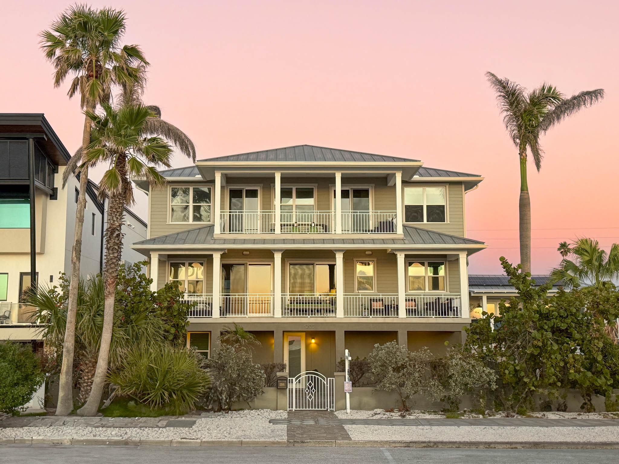 1205 Gulf Way – photo 2