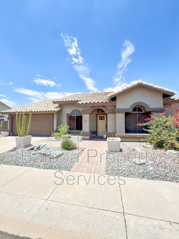 1220 E Briarwood Ter – photo 1