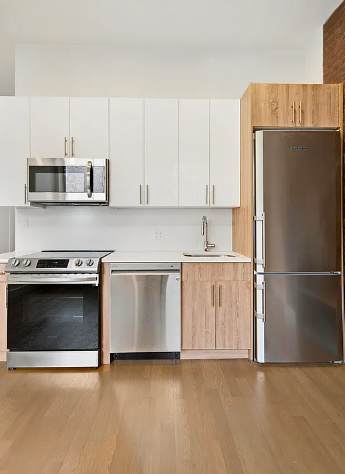 118 E 27th St – photo 2