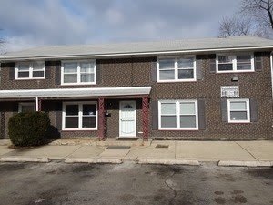 14502 Cottage Grove Avenue – photo 1