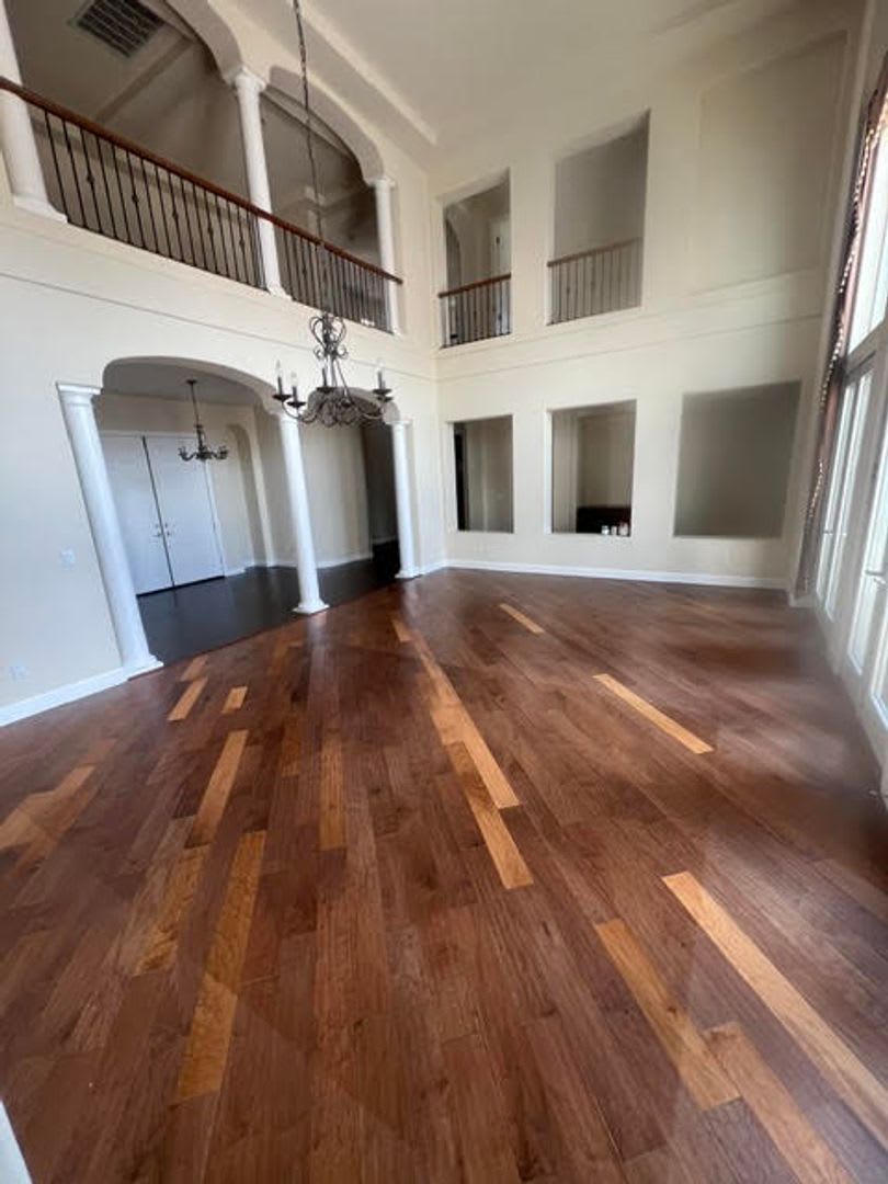 Gated Home in Somersett – photo 3