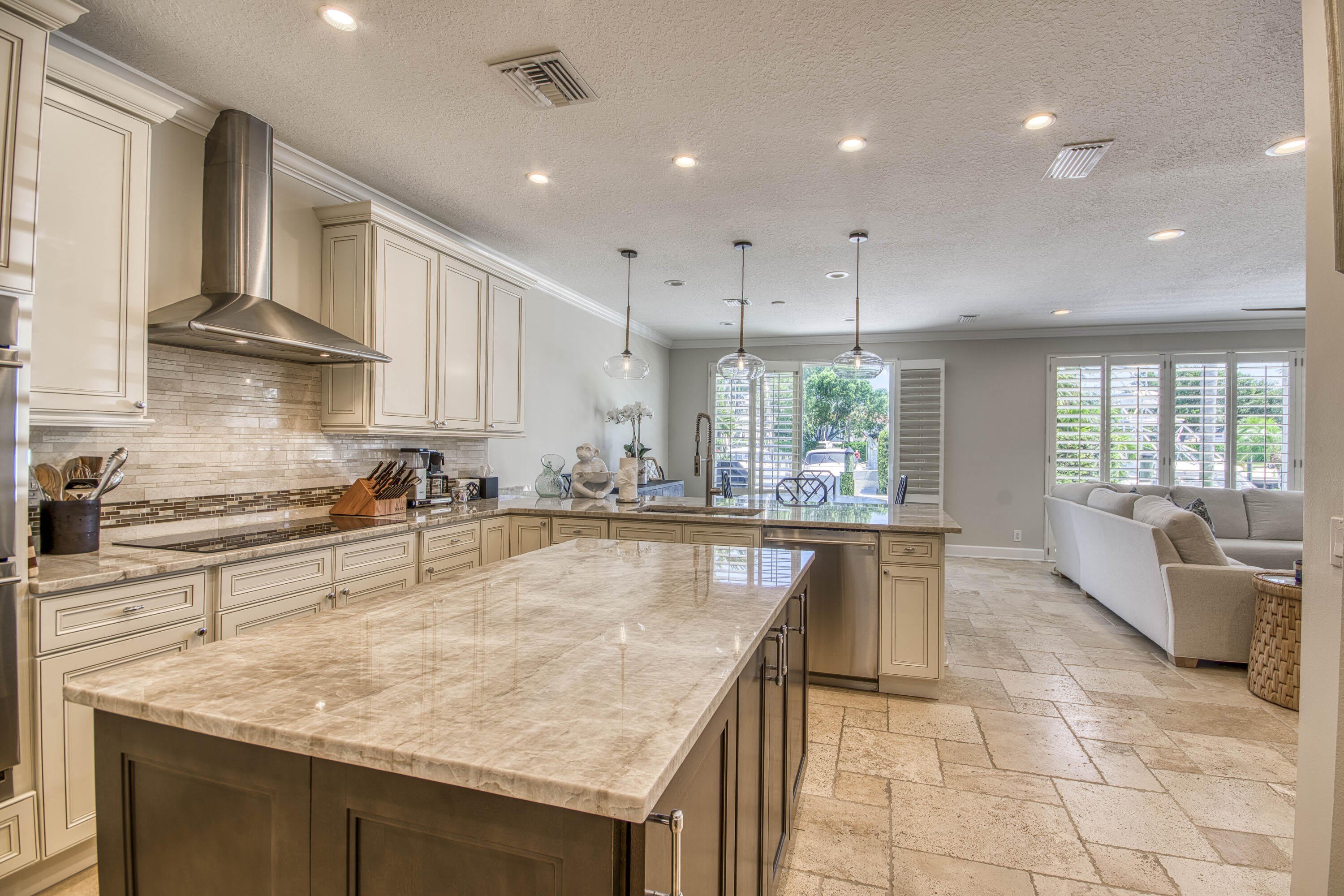 2245 Monet Road – photo 4
