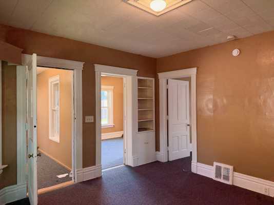 421 East Crosstown Parkway – photo 3