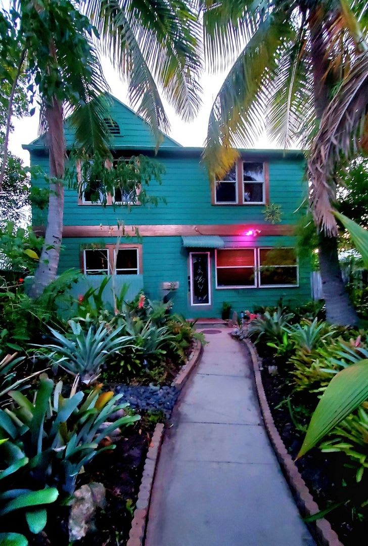 Spacious 3BR House in Lake Worth Beach – photo 1