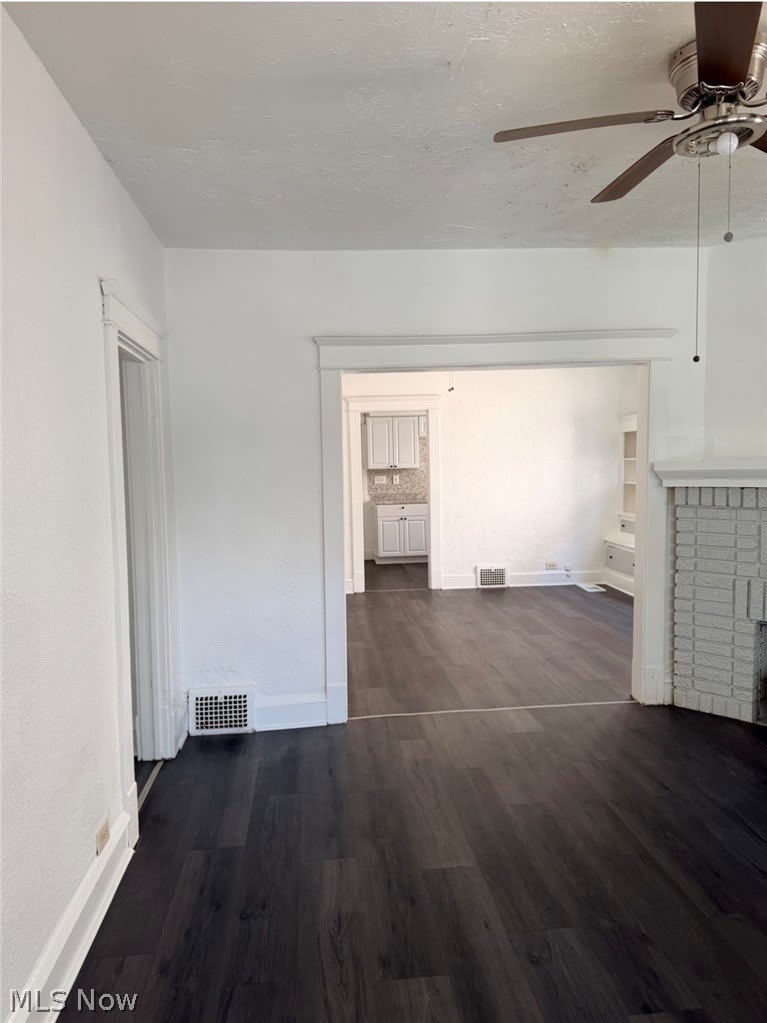11913 Cromwell Avenue – photo 3