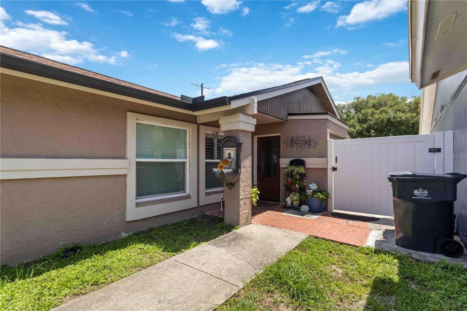 10327 PARKCREST Drive – photo 3