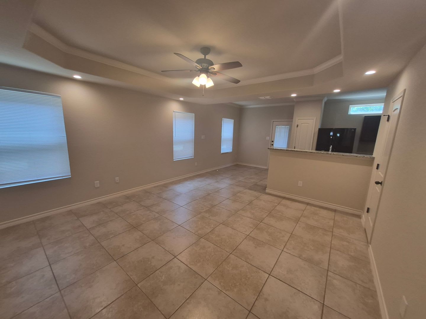 6858 Lakeview Dr 101 San Antonio Tx 78244 – photo 2