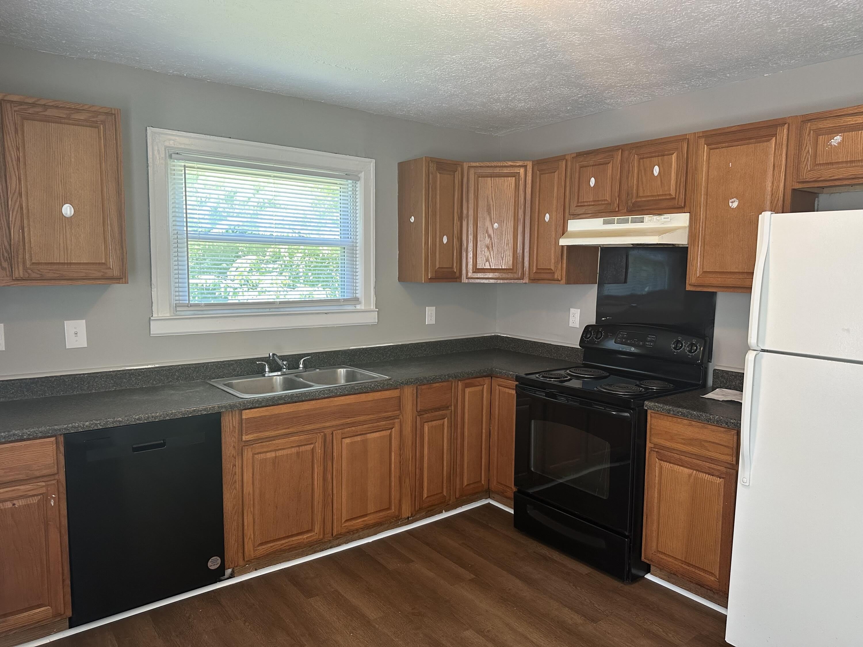148 Fairlawn Avenue – photo 4