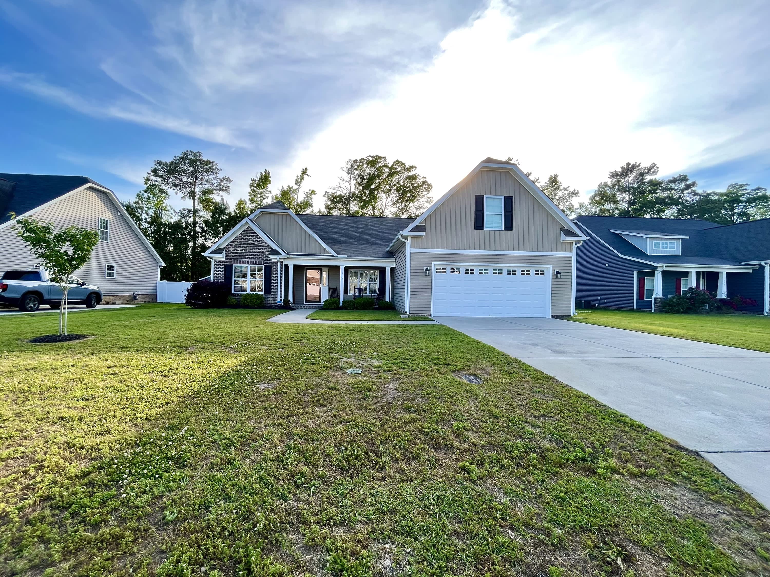 319 Crimson Drive – photo 2