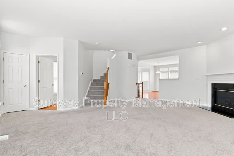 7 Swan Court – photo 4