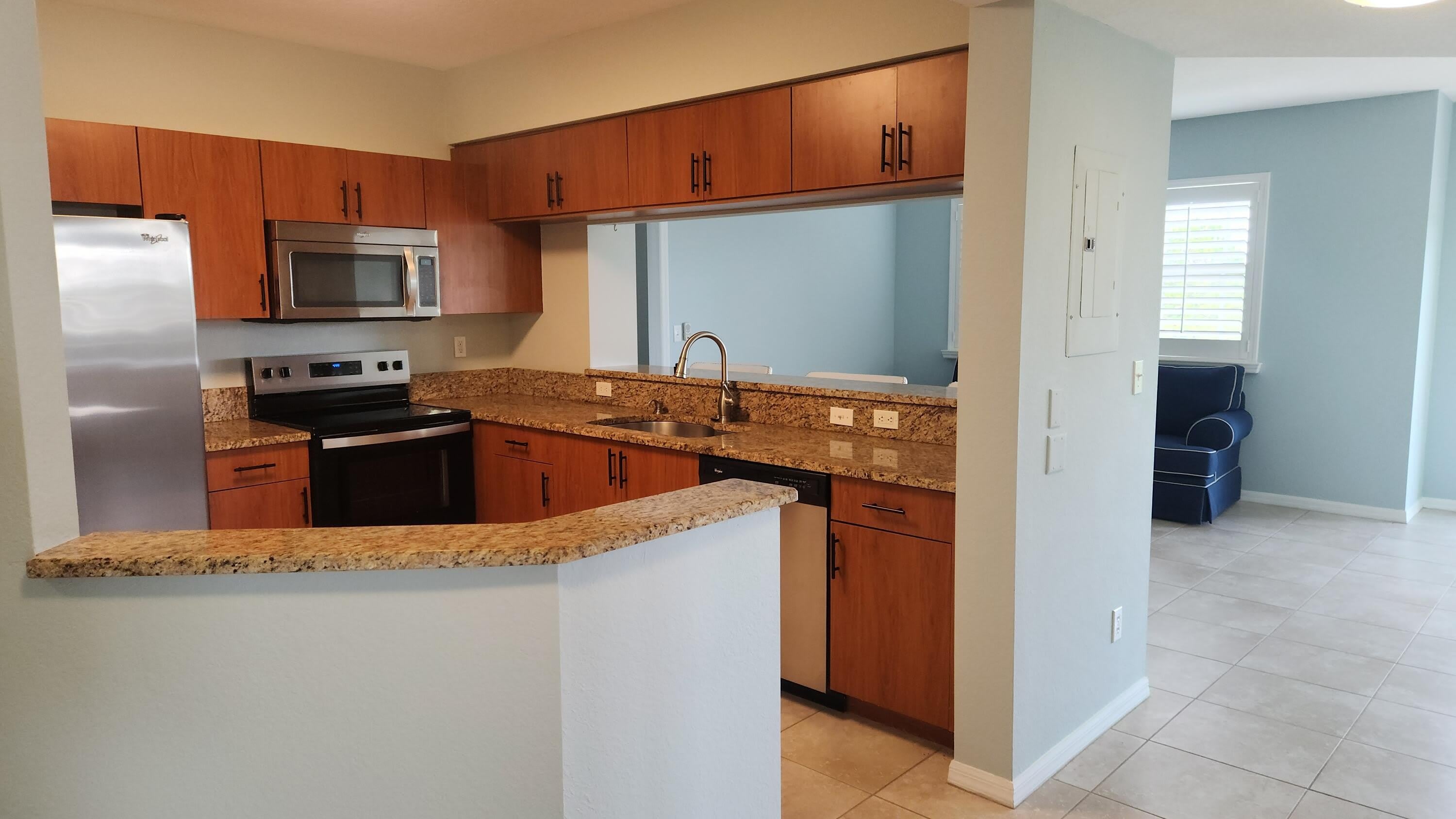 4190 Gator Greens Way – photo 5