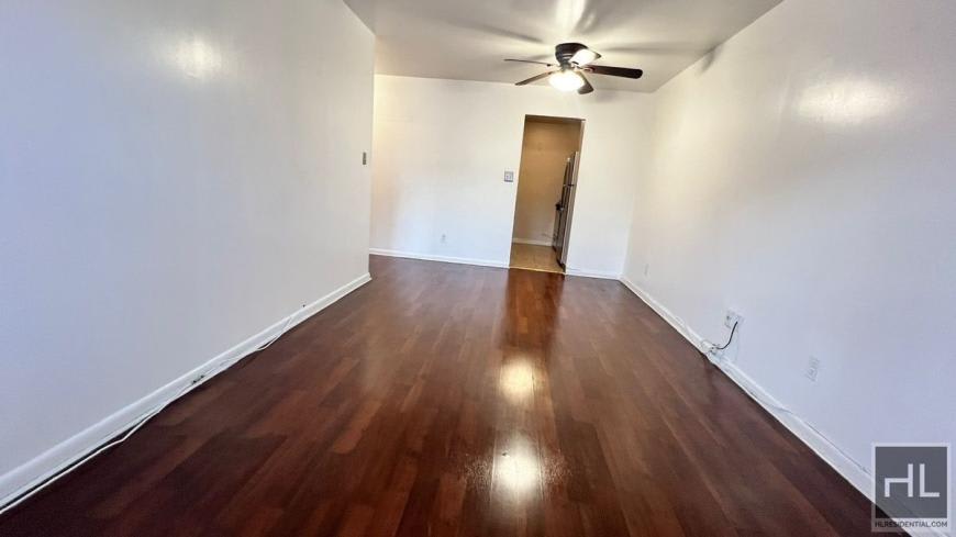 405 HALSEY STREET – photo 4