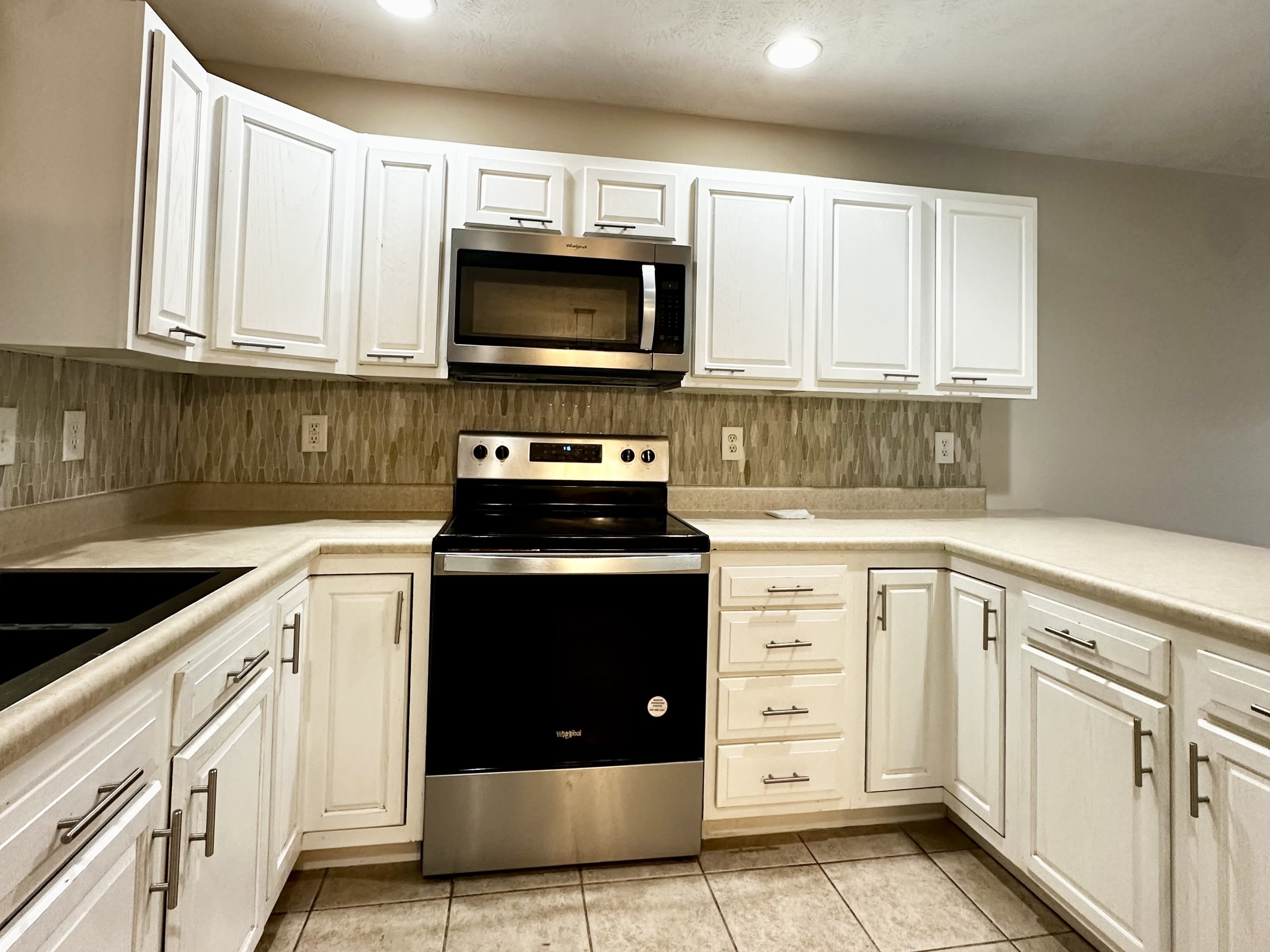750 Erow Avenue – photo 4