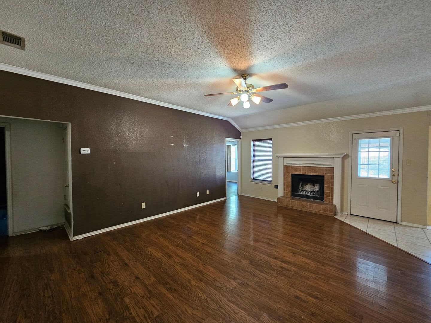 BACK TO SCHOOL RENT SPECIAL – photo 4