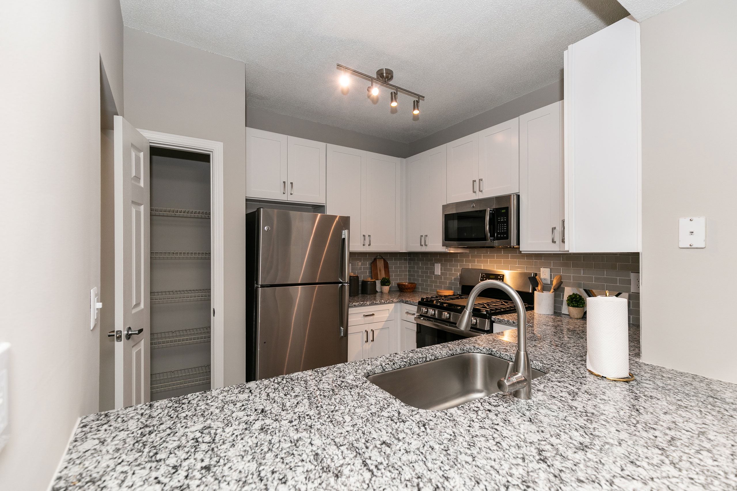 Willowest in Collier Hills – photo 2