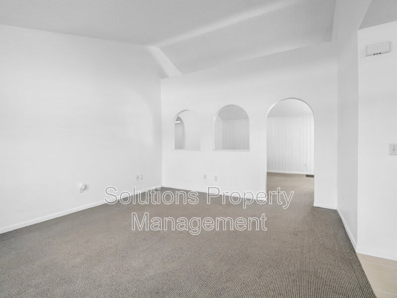 1187 Merrick Ave – photo 5
