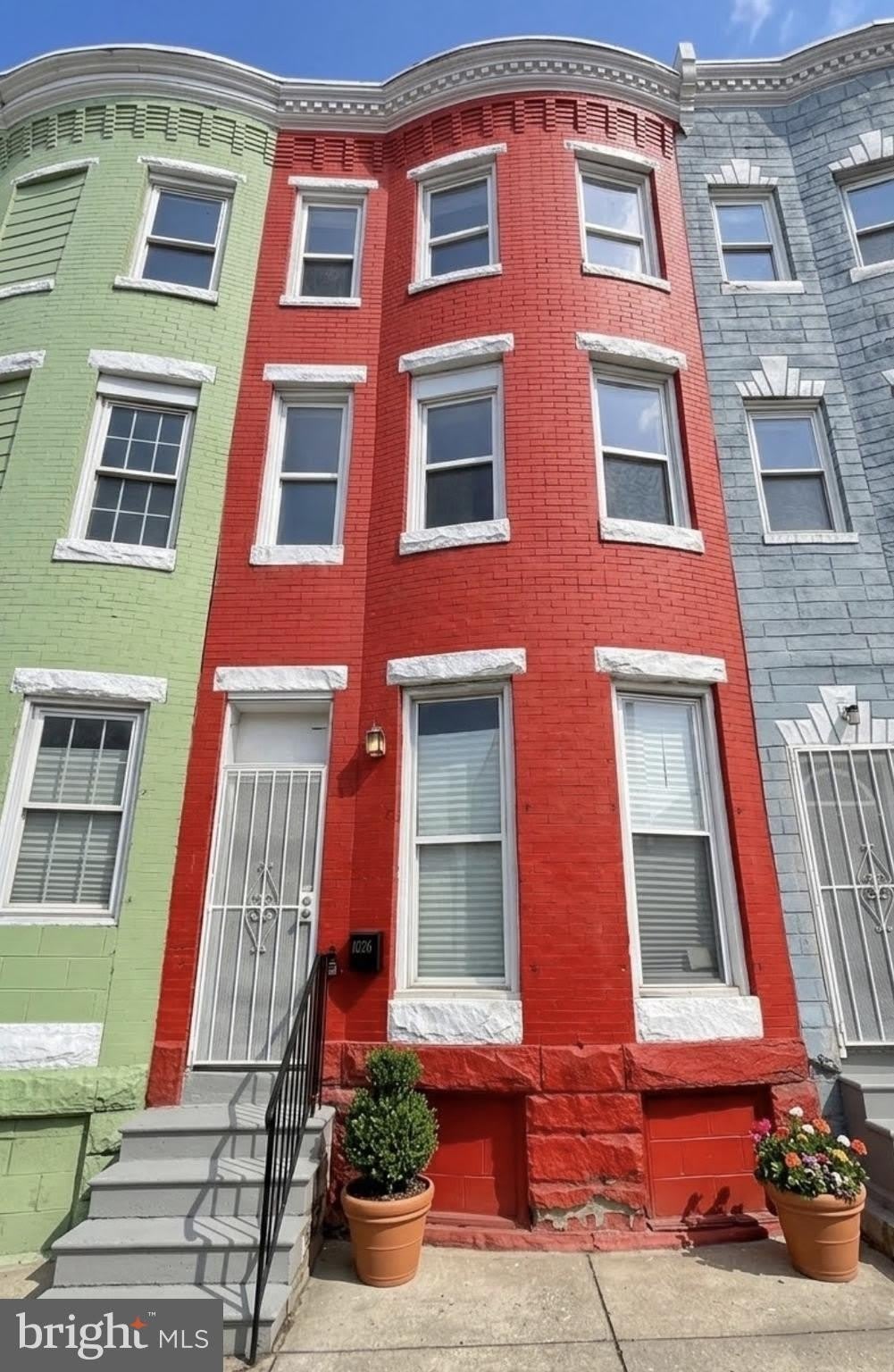 1026 E North Avenue – photo 1