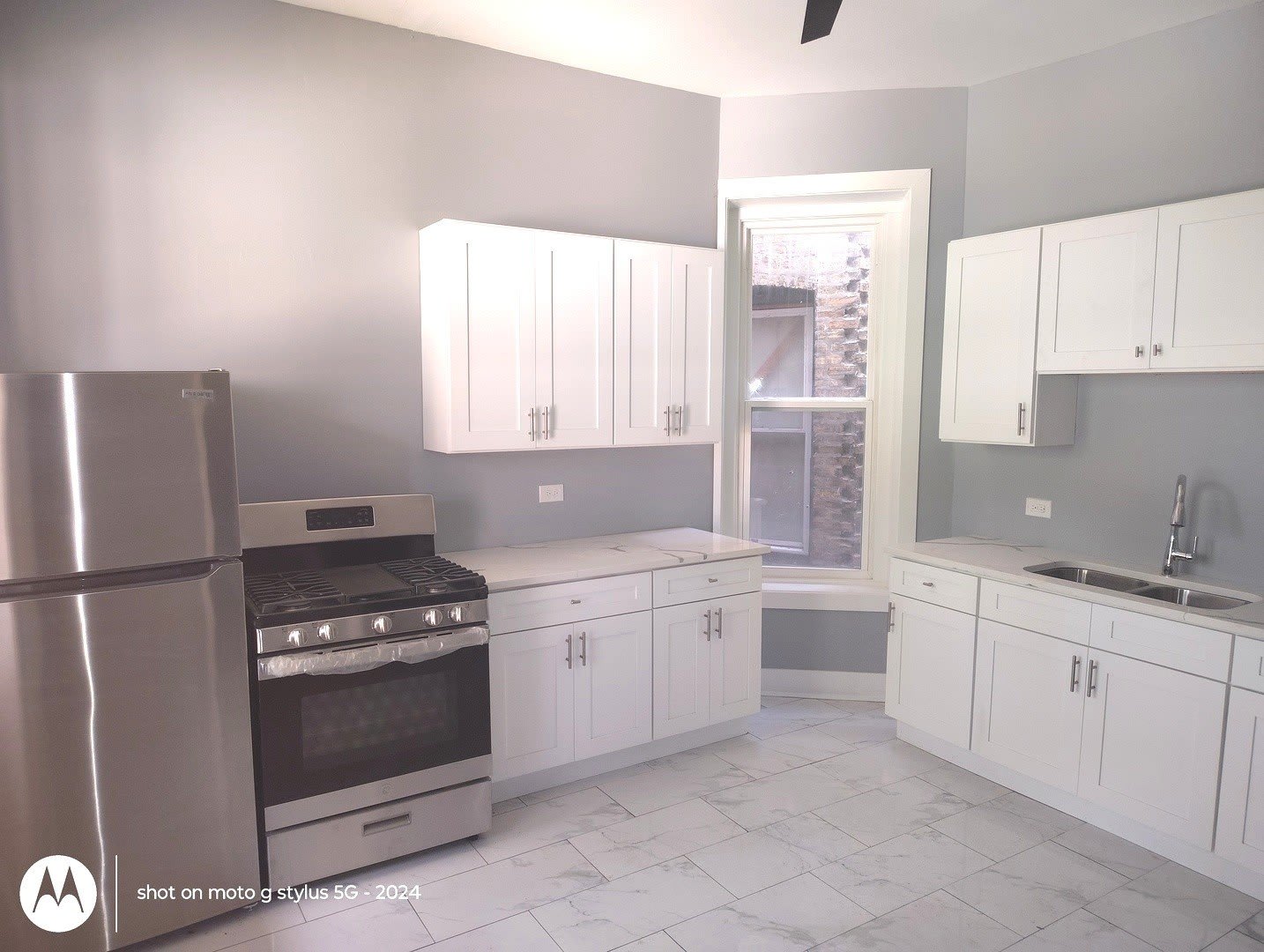1661 S Homan Avenue – photo 3