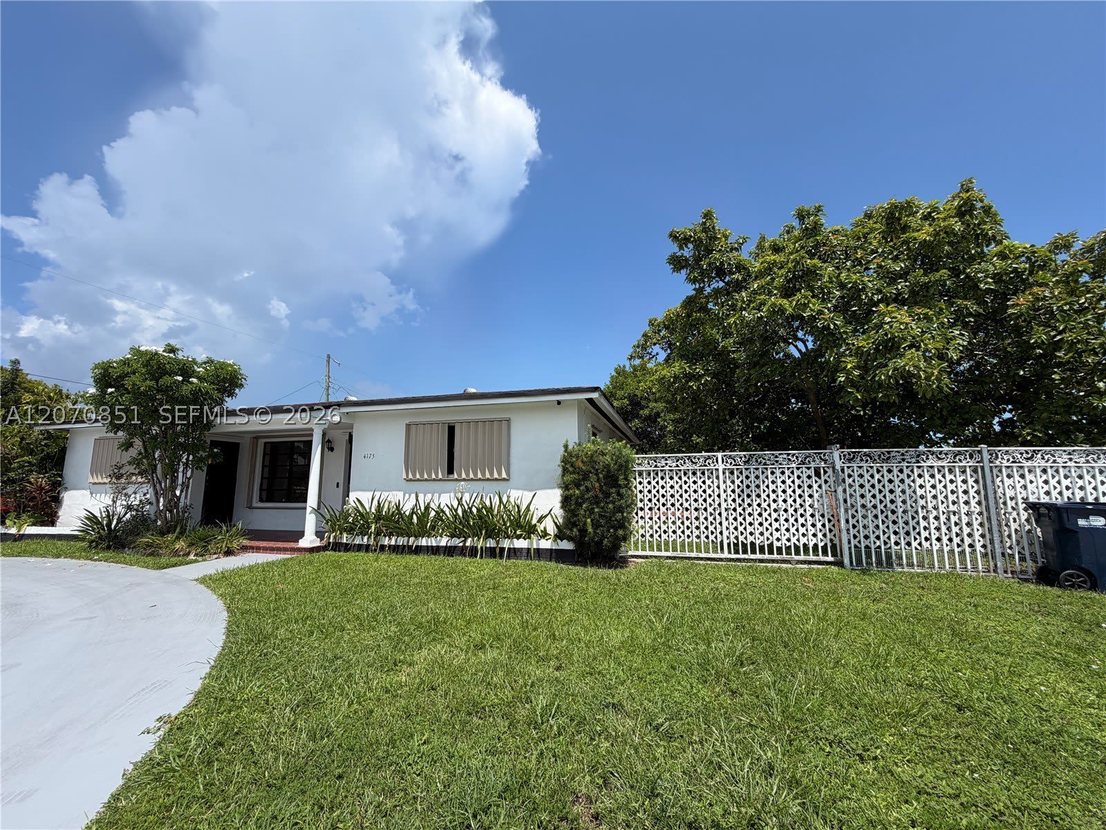 4175 SW 87th Ave – photo 1