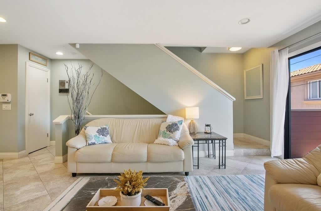 737 Seacoast Dr – photo 2
