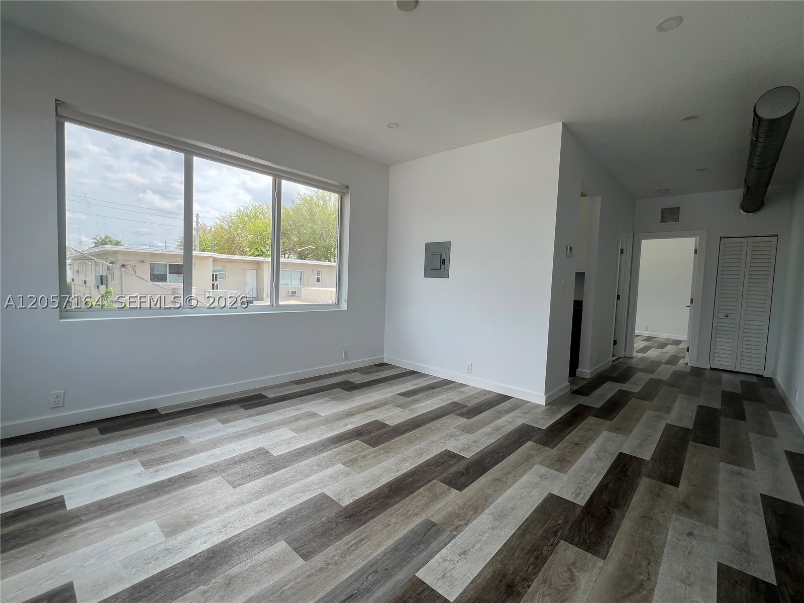 1814 SW 22nd Ave – photo 5