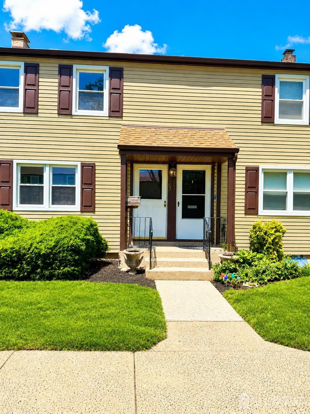163 Rose Street – photo 1