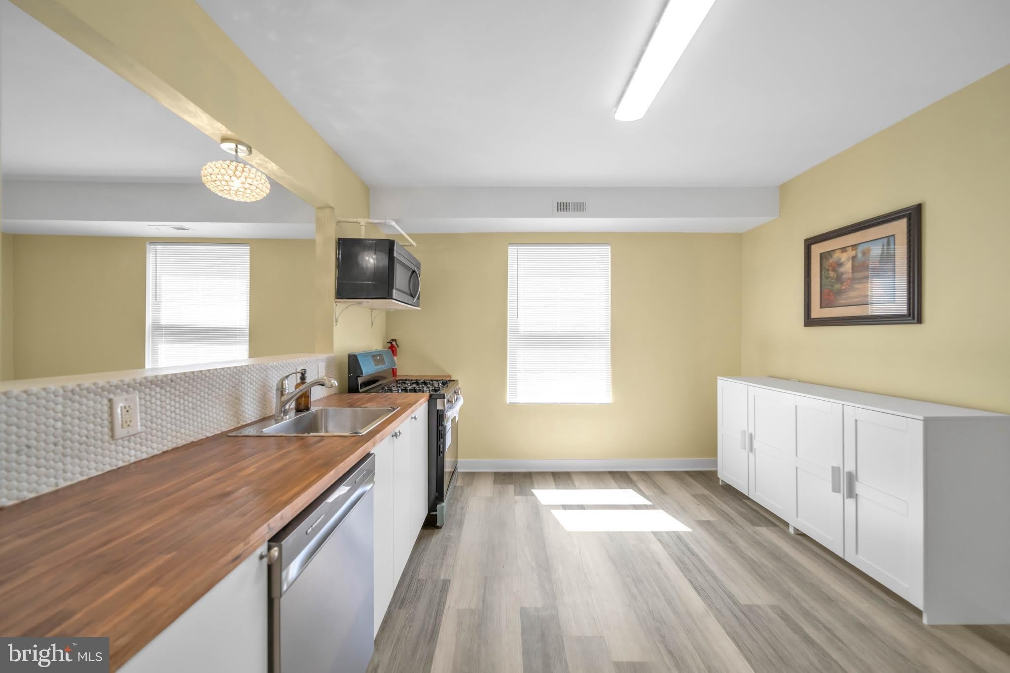 2712 SHERMAN Avenue NW – photo 4