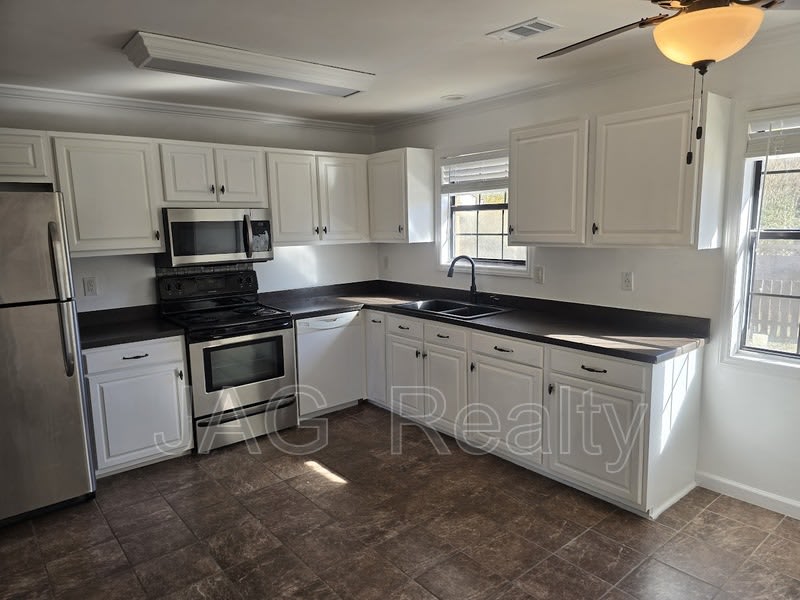 4904 West Street – photo 5