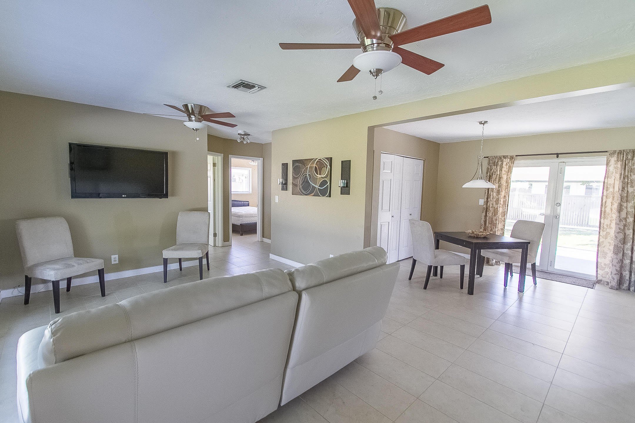 116 Nw 8Th Street – photo 3