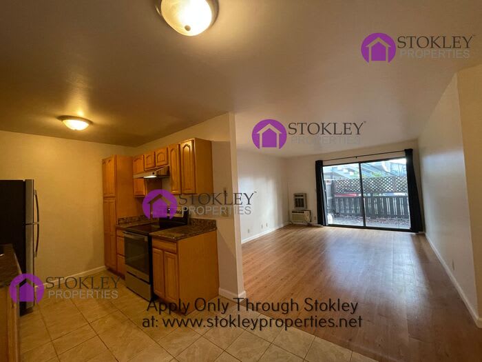 1477 Marchbanks Drive – photo 5