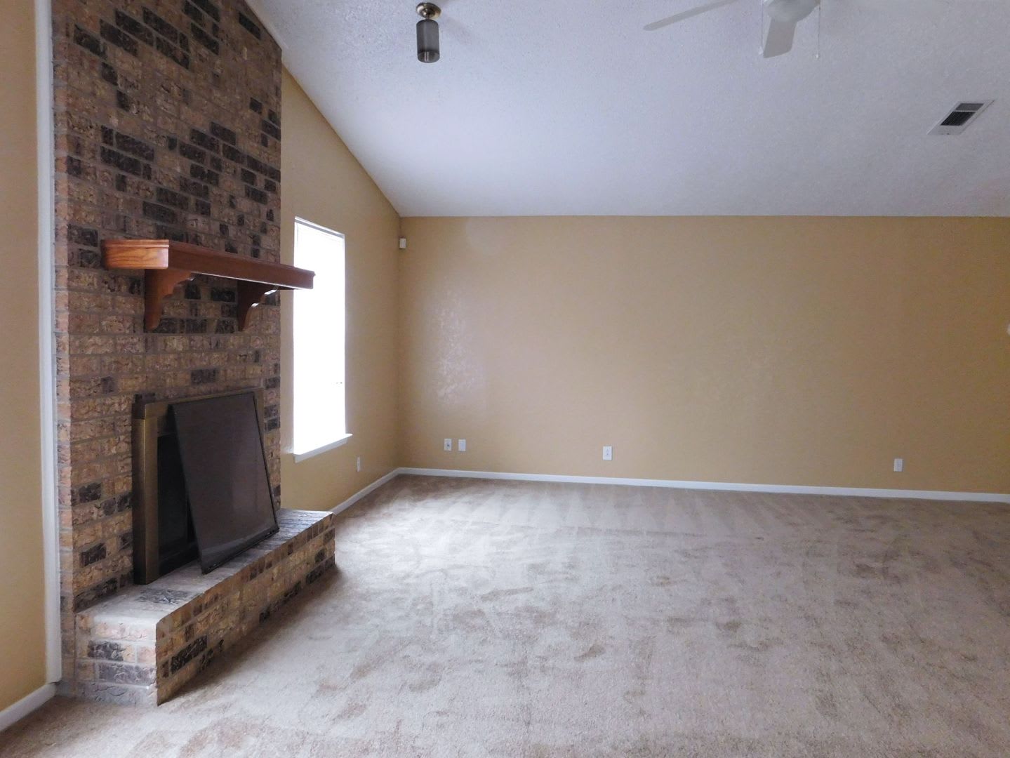 3-Bedroom House for Rent in Killeen – photo 4