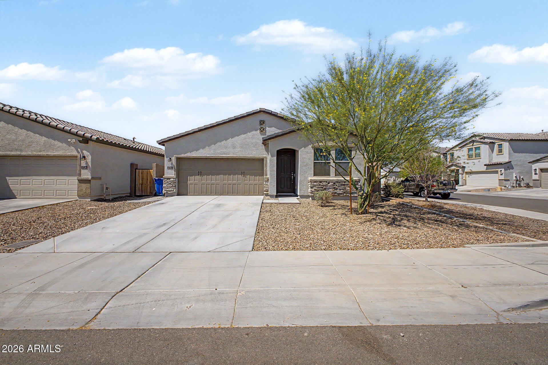5722 W Getty Drive – photo 3
