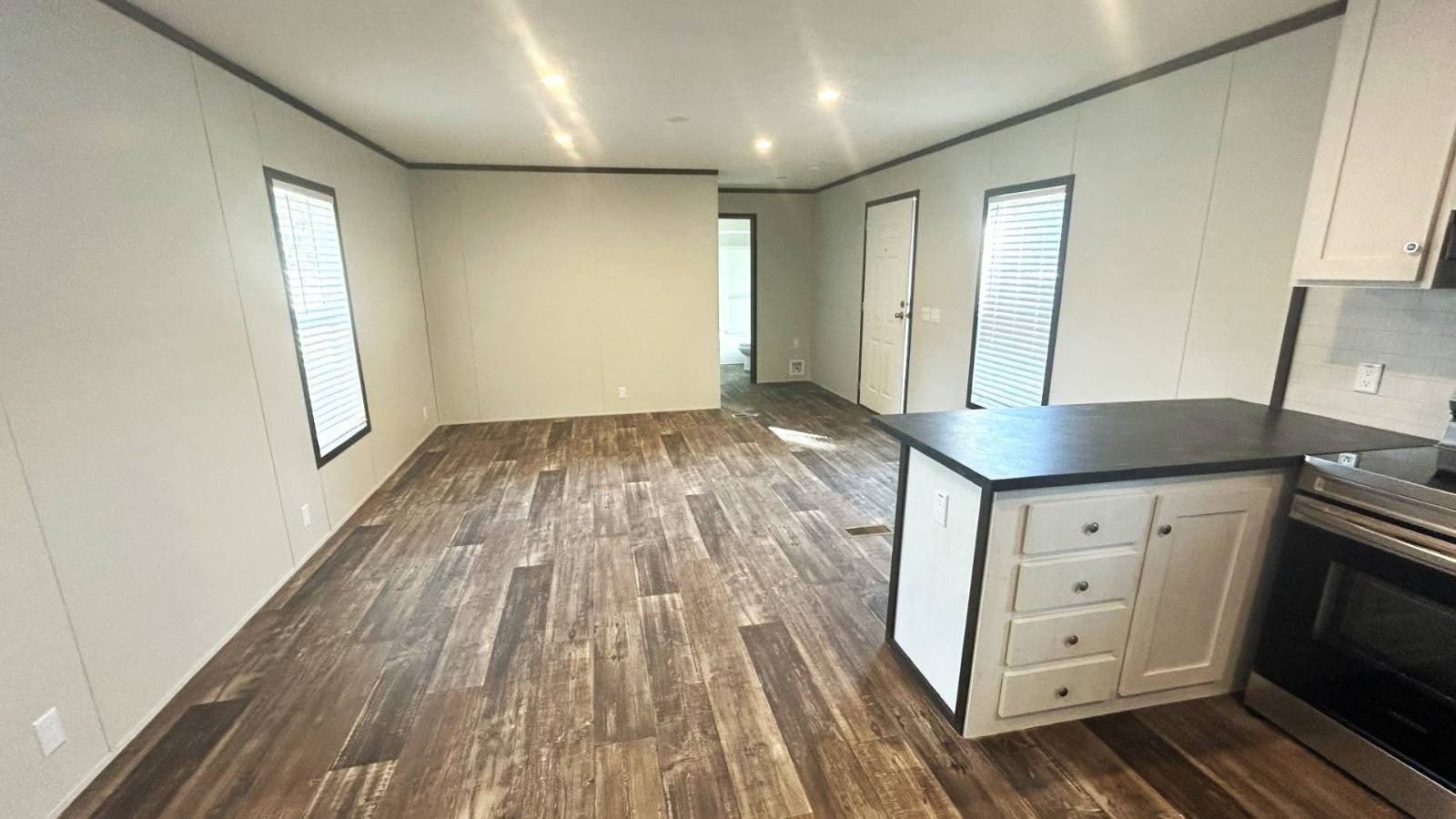 400 29th Ave – photo 3