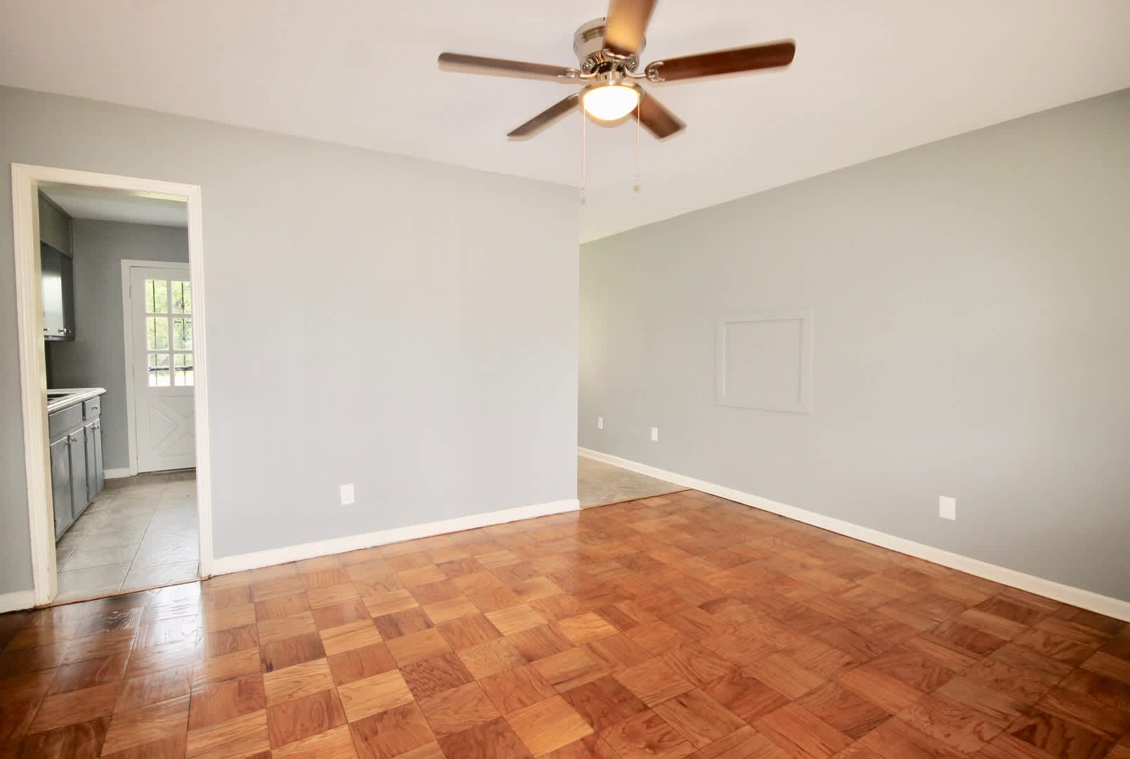 For Rent – photo 5