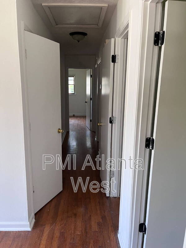 165 Hidden Brook Court – photo 3