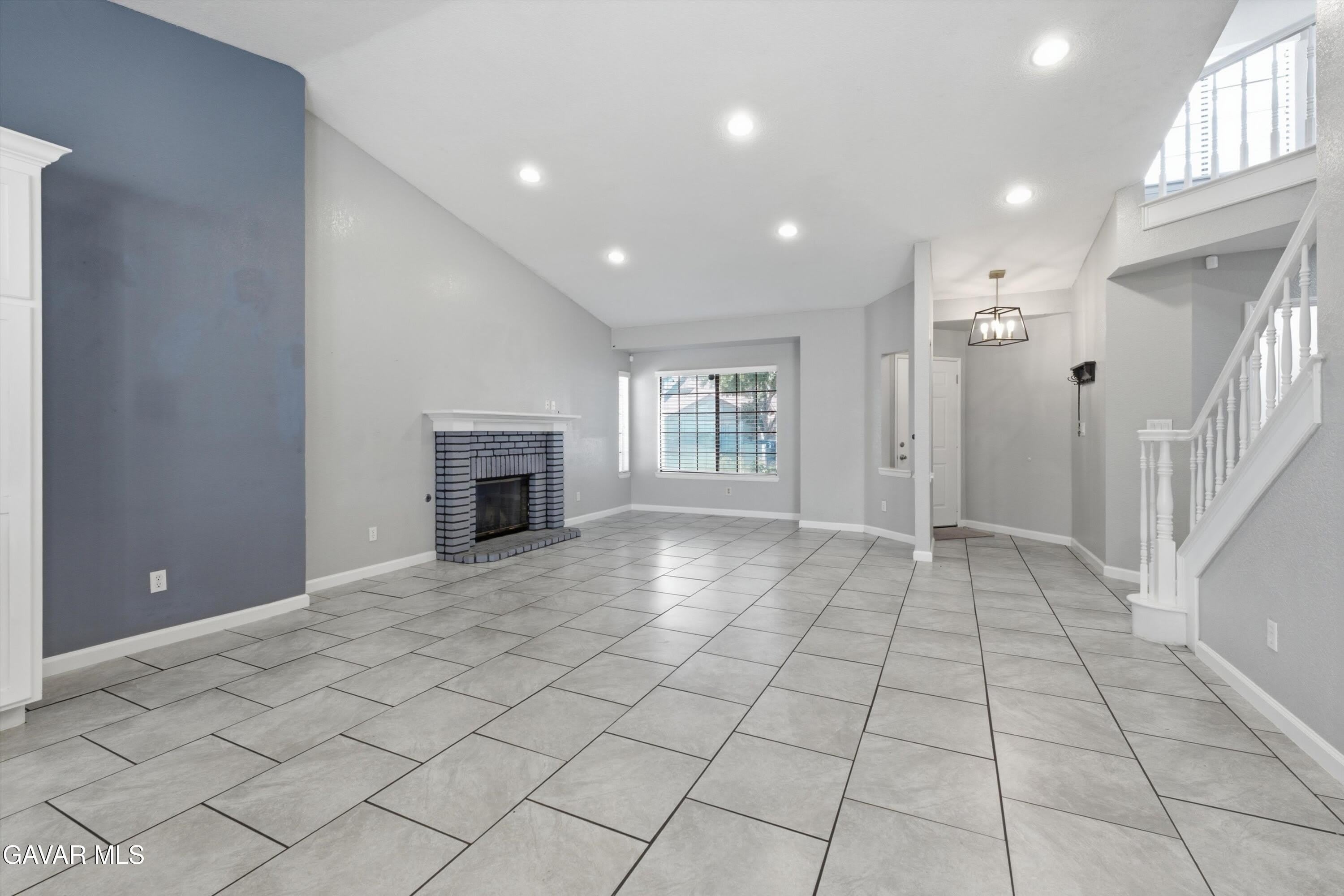 3129 Golfwood Court – photo 5