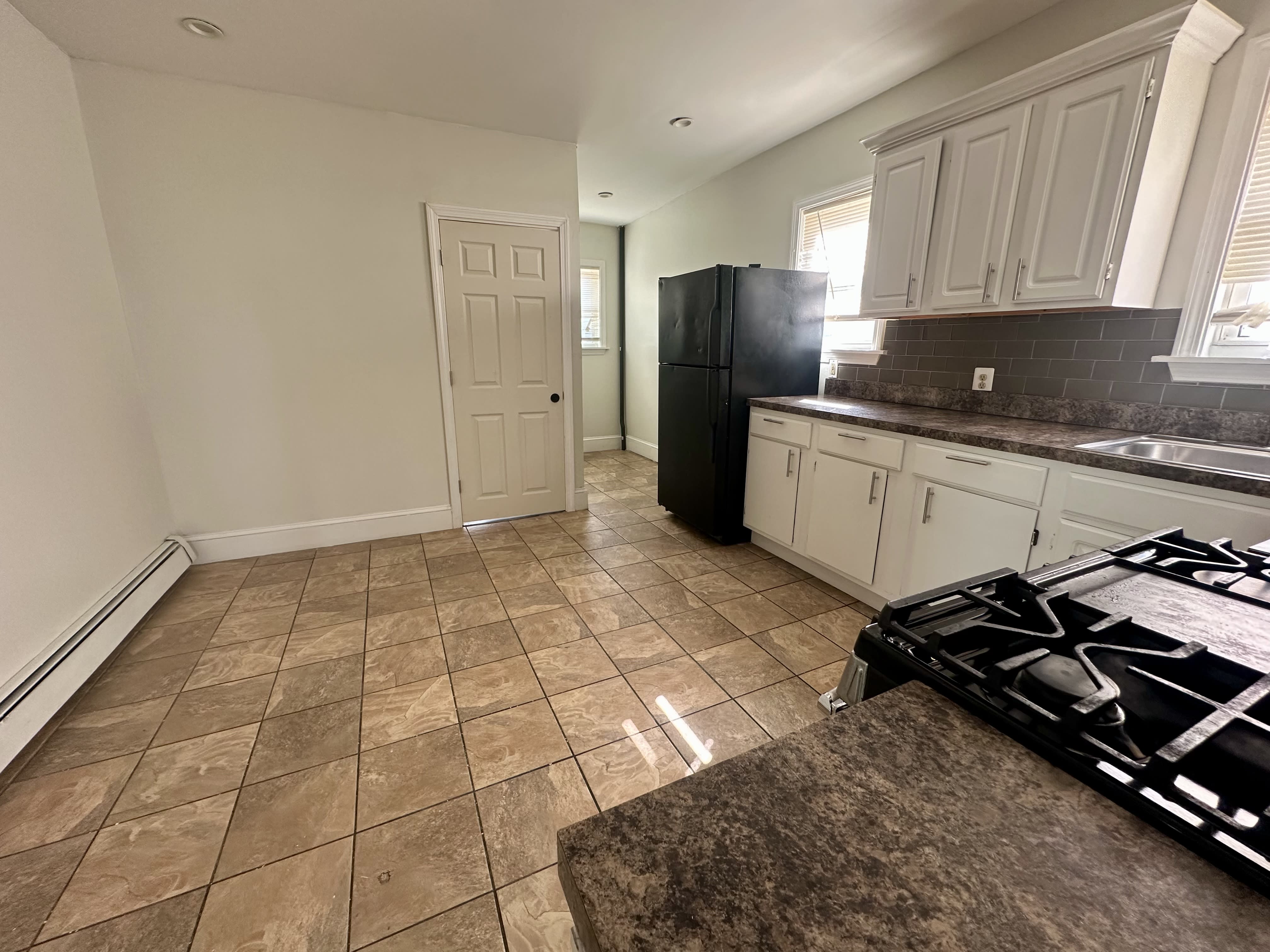 32 Gilmore St – photo 2