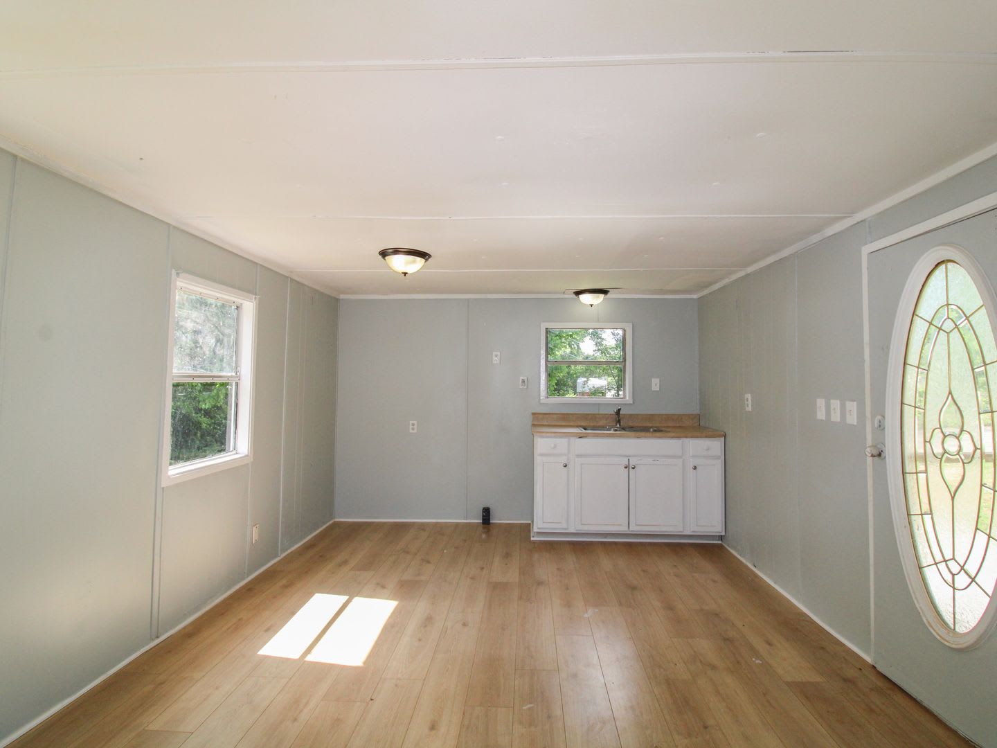 Comfortable Living in a Prime Fayetteville Location! – photo 3